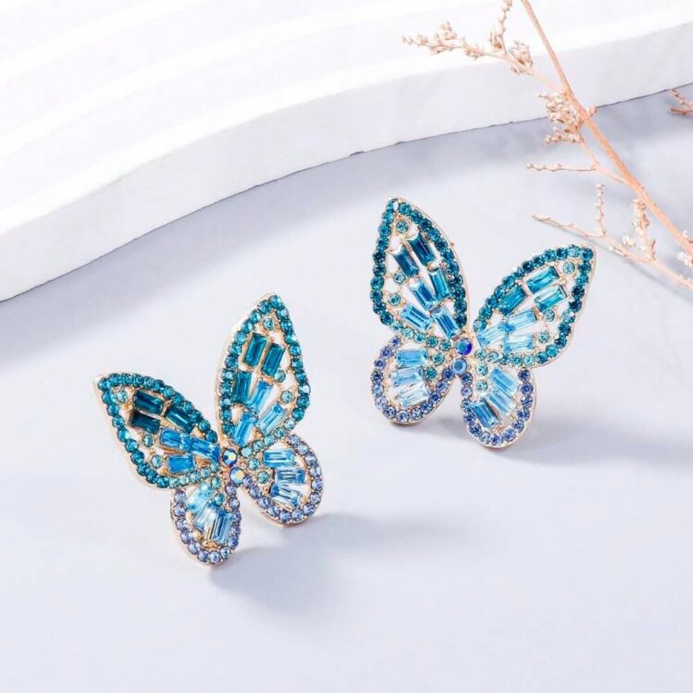 Women Rhinestone Butterfly Decor Stud Earring - Picture 2 of 5